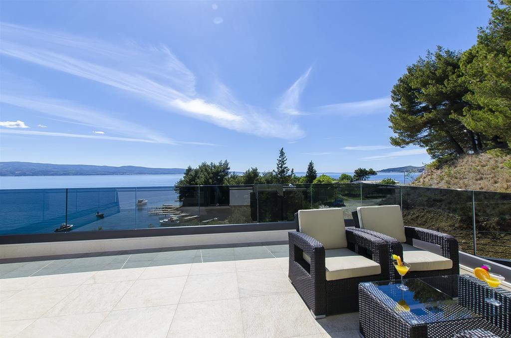 Villa Petra Omis Exterior photo